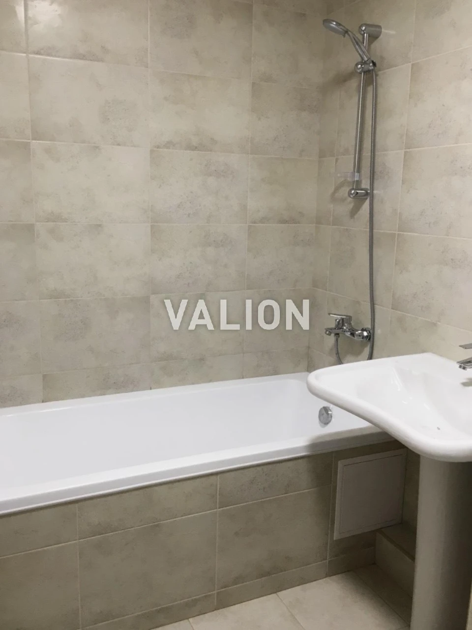 2-room apartment for sale, Dragomirova Street 2