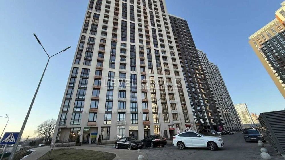 2-room apartment for sale in the residential complex Seven/Dniprovska embankment
