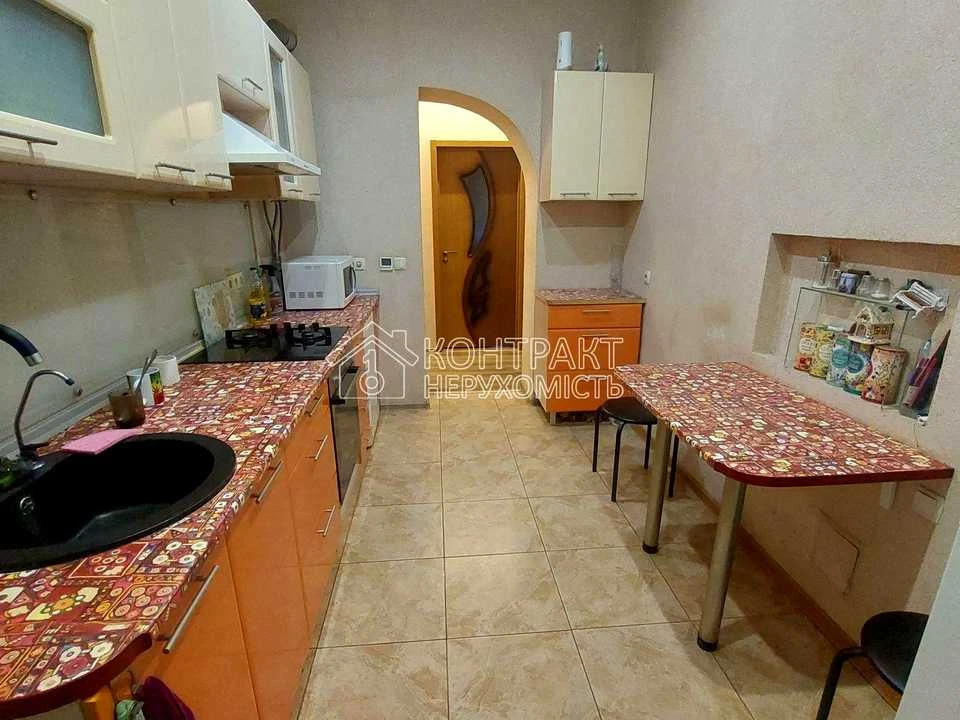 Apartment. Kharkiv, Darvina St.