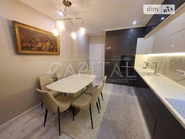 Sale of 3-room apartment 111 sq. m on Mykhaylo Maksymovycha 3D street