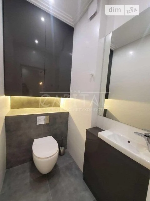 Sale of 3-room apartment 111 sq. m on Mykhaylo Maksymovycha 3D street
