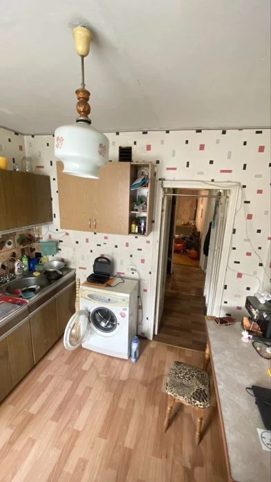 Продаж 2 кім квартира Пасічна