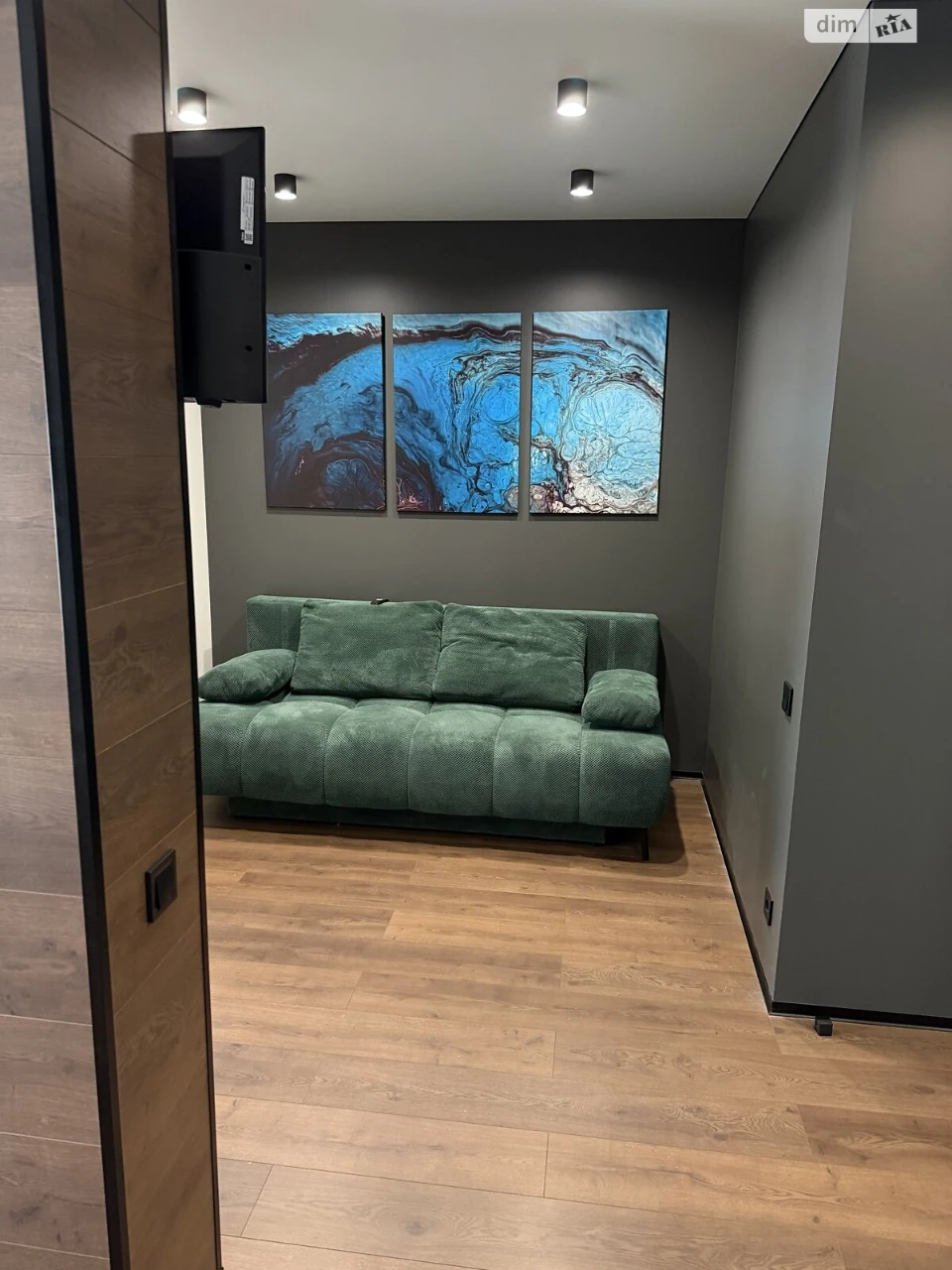 Long-Term Rental Apartment Pyatnychany