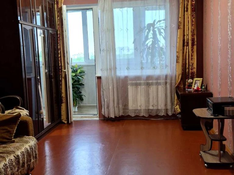 Apartment. Kharkiv, Ludviga Svobody Ave.