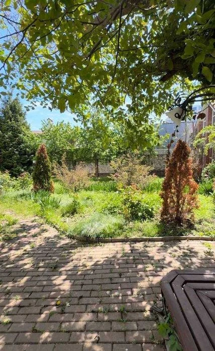 ПРОДАМ Дом с бассейном и подвалом, 12 соток земли, море, пар