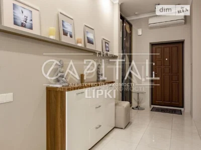 Sale of 1-room apartment 55 sq. m. on Andriy Verkhoglyada St. 5 • ID