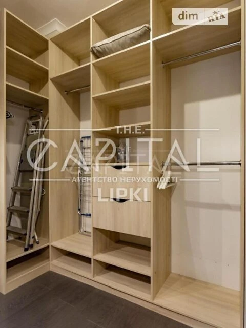 Sale of 1-room apartment 55 sq. m. on Andriy Verkhoglyada St. 5 • ID