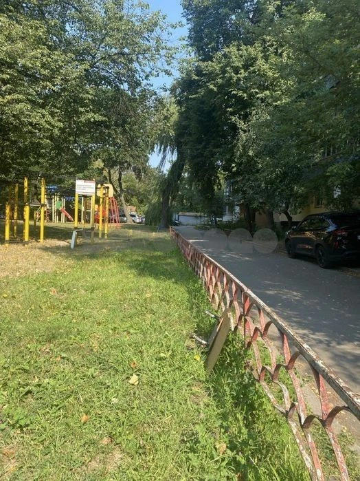 1-room apartment for sale with renovation. Beresteyska. Sikorsky