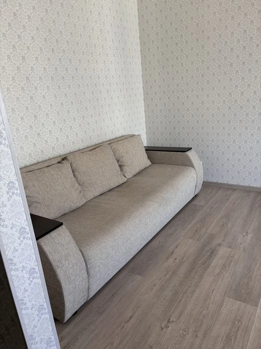 1-room apartment in Mira 4 residential complex from the OWNER