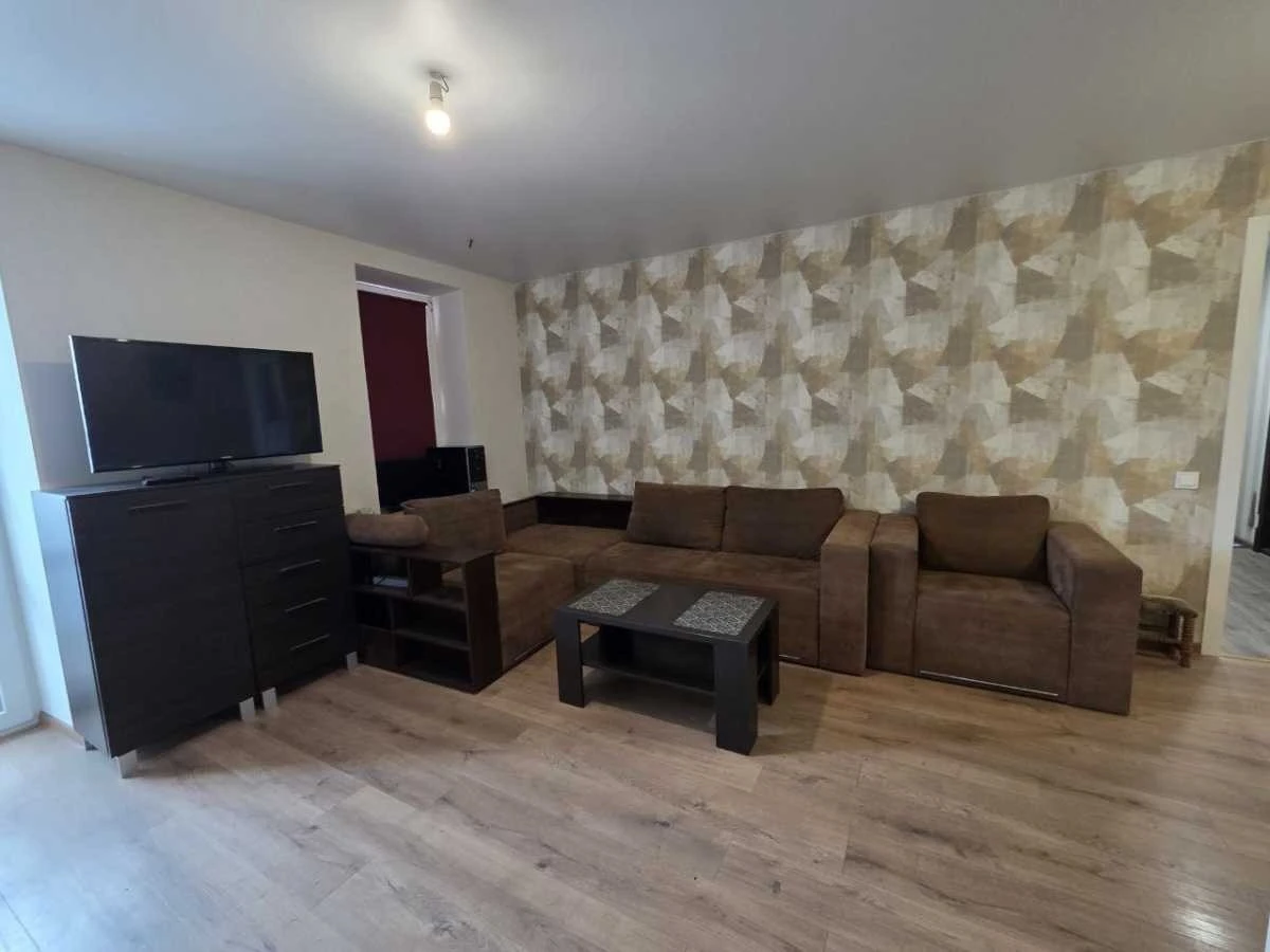 Sale of 1-room apartment 48.2 m², Mykhaila Donts str., Lom