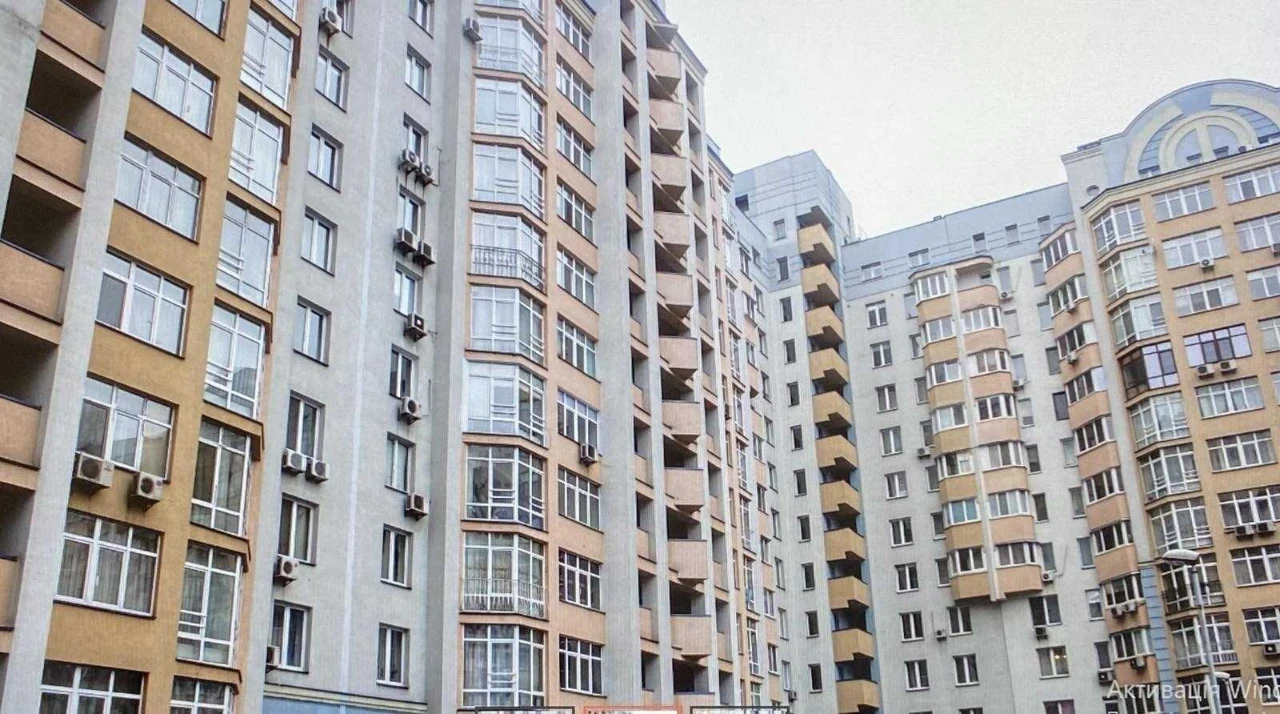 Sale of 1-room apartment 48.2 m², Mykhaila Donts str., Lom