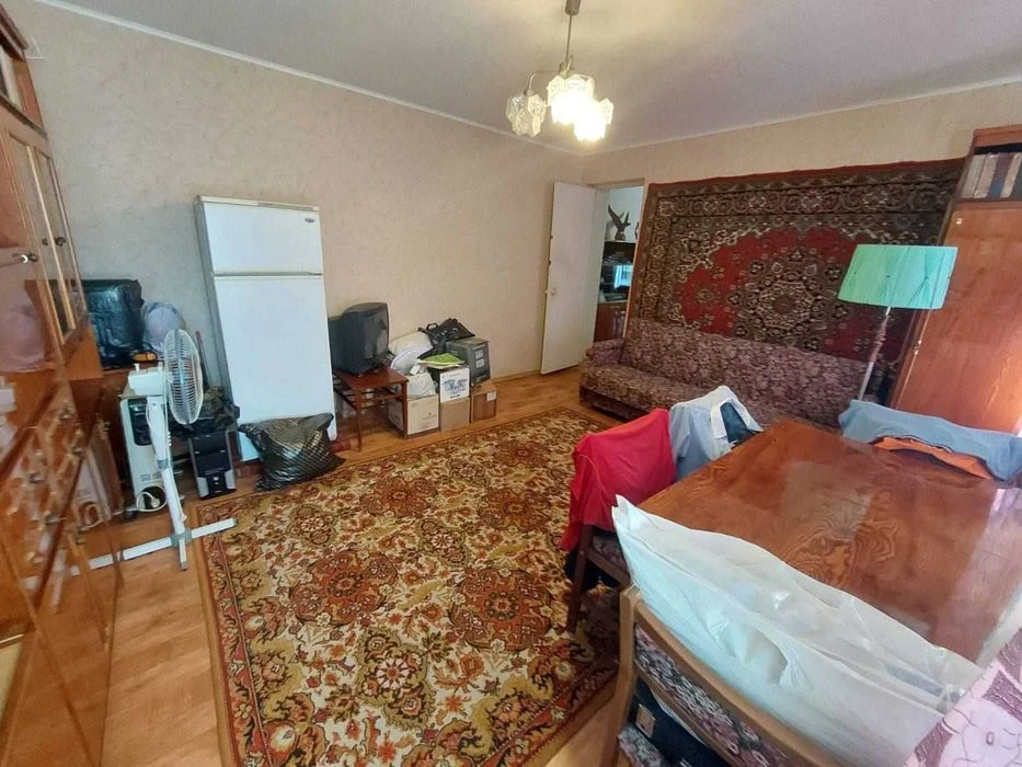 В продажу 2к квартира в центрі.