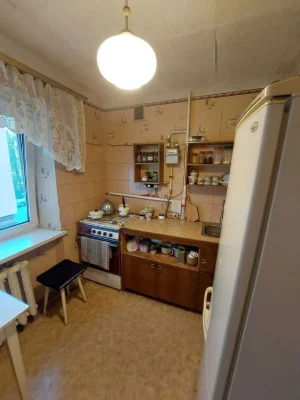 В продажу 2к квартира в центрі.