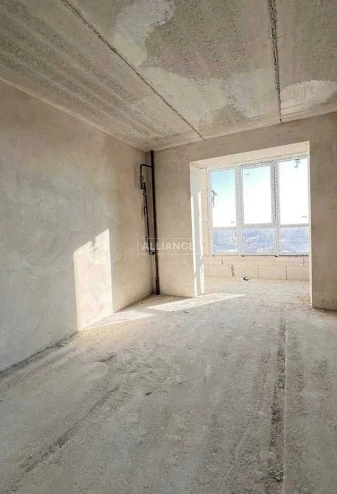 2k apartment! Ready for renovation