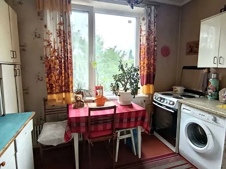 Apartment. Kharkiv, Amosova St. (Korchagintsiv)