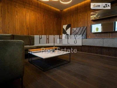 Sale of 6-room apartment 274 sq. m. on Akademika Bogomoletsa 7/