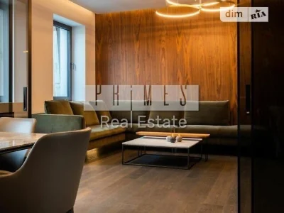Sale of 6-room apartment 274 sq. m. on Akademika Bogomoletsa 7/