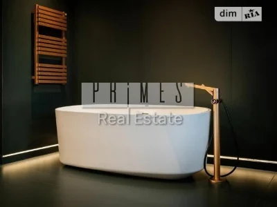 Sale of 6-room apartment 274 sq. m. on Akademika Bogomoletsa 7/
