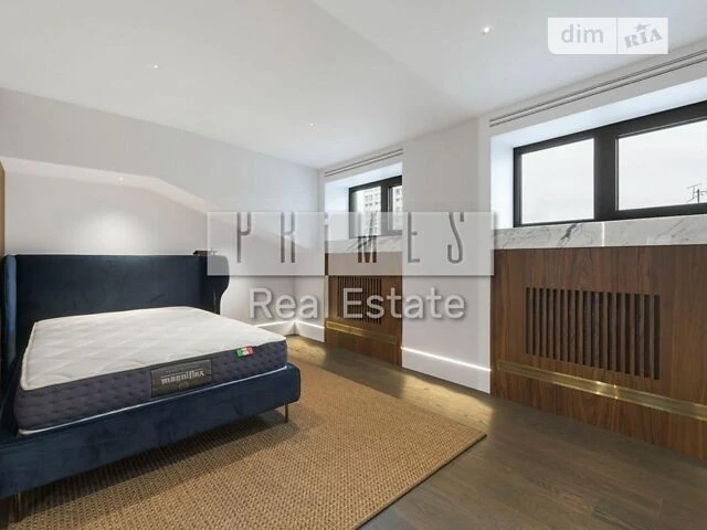 Sale of 6-room apartment 274 sq. m. on Akademika Bogomoletsa 7/