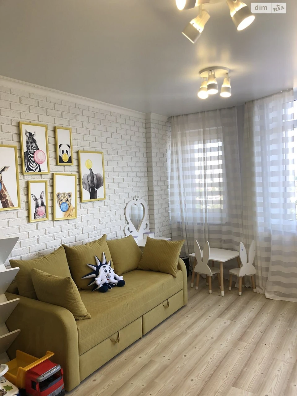 Продажа квартир Приморский.
