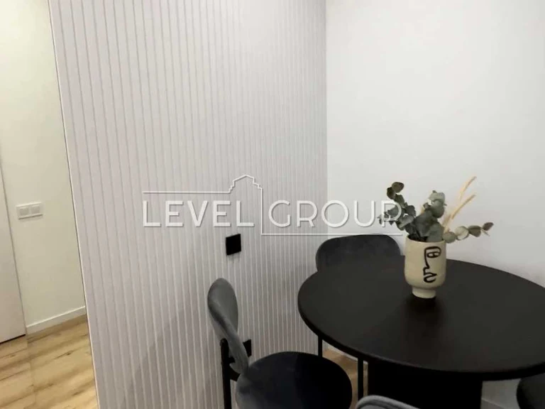 Apartment. Kyiv, Salyutna St., 2k