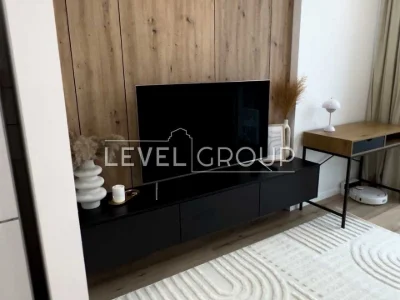 Apartment. Kyiv, Salyutna St., 2k