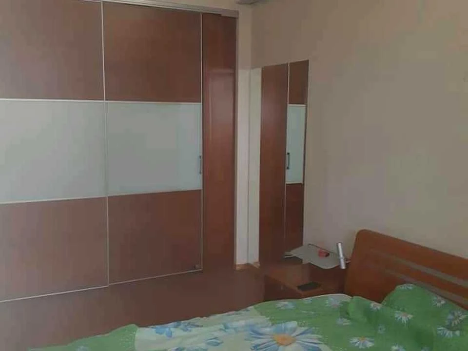 Apartment. Dnipro, Voskresenska St. (Lenina)