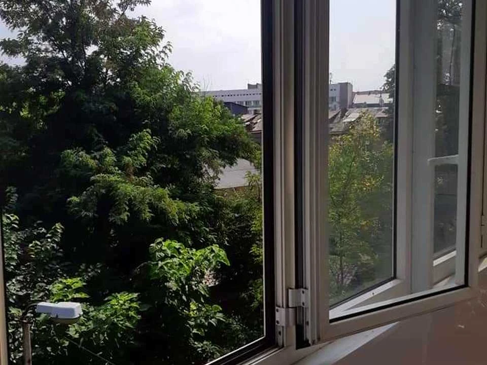 Apartment. Dnipro, Voskresenska St. (Lenina)
