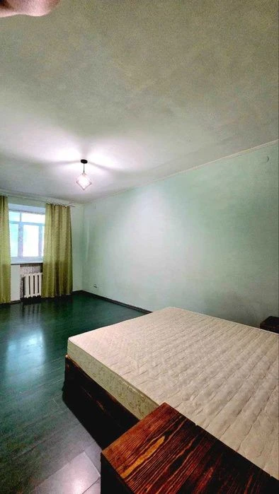Продаж 2 к квартири вул. Криворізька 16 А