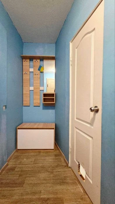Продаж 2 к квартири вул. Криворізька 16 А