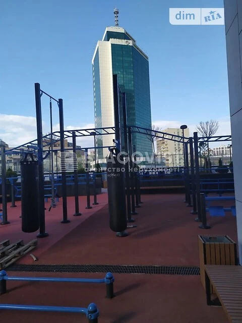Продажа 1к квартиры 53 кв. м по просп. Берестейский 11 • ID