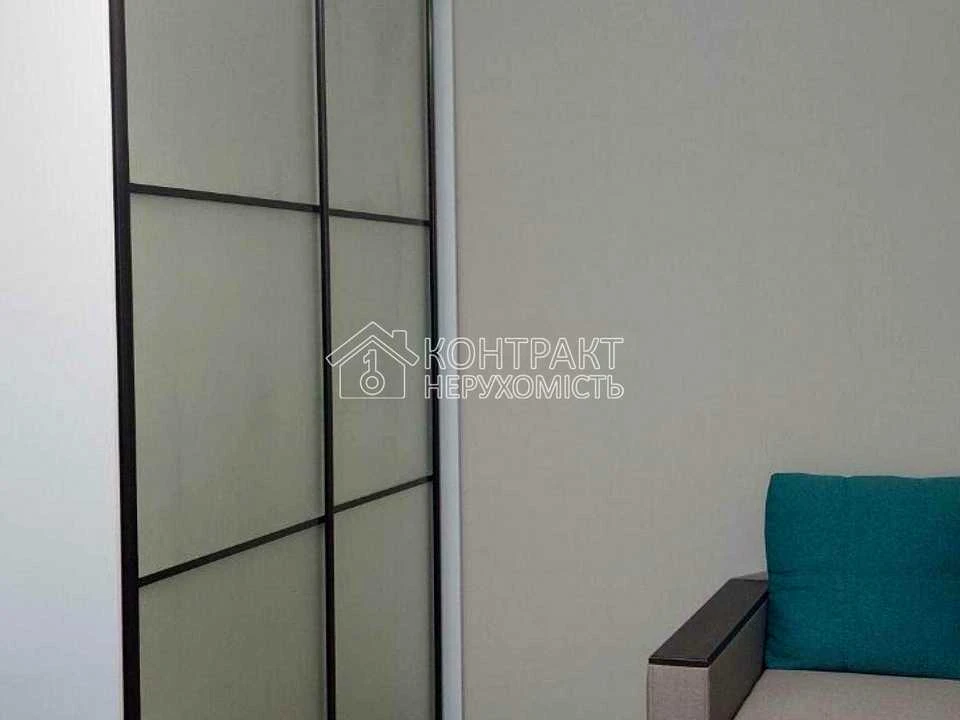 Apartment. Kharkiv, Dragomanova St.