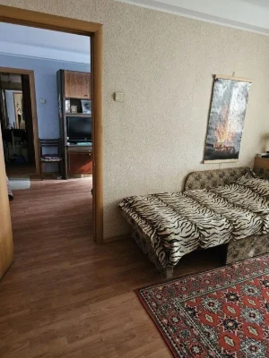 2-room apartment for sale on Volodymyr Sikevych Street,