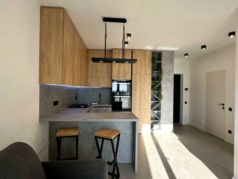 Apartment. Lviv, Kulparkivska St., (House)