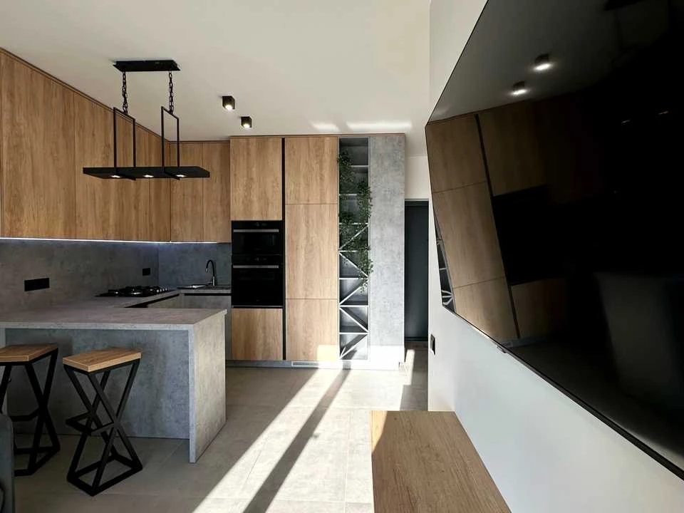 Apartment. Lviv, Kulparkivska St., (House)
