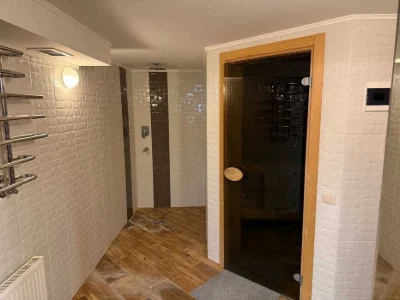 Sale of a 3-storey building on Yakov Shepelya St. (8281)