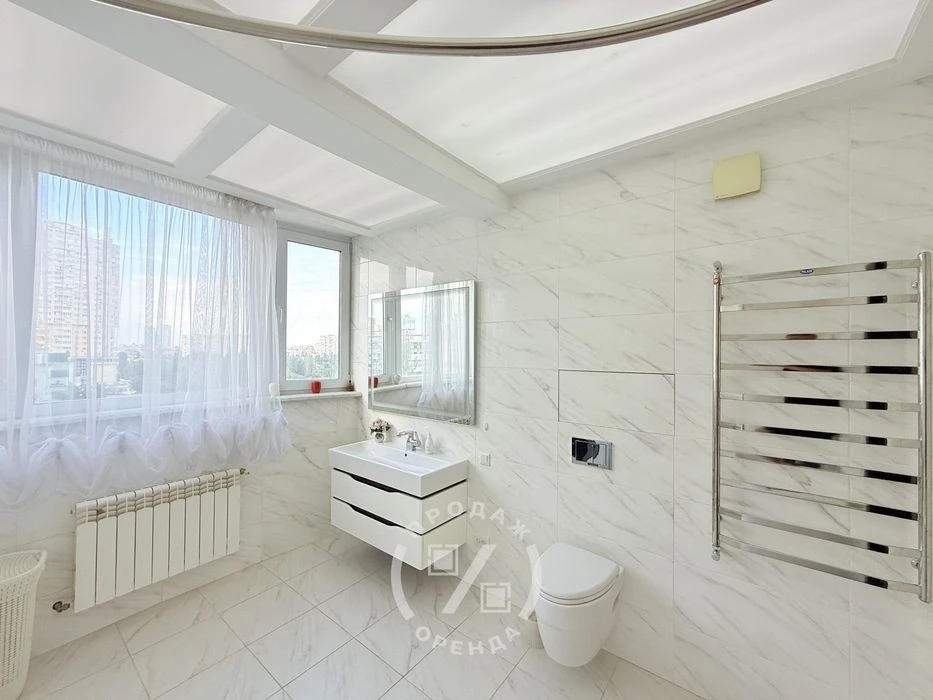 For sale! Apartment with lake view, Shumskogo 5, 107 m2
