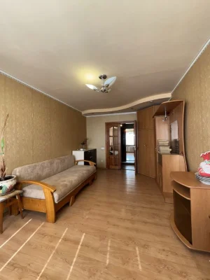 Продам 3-х комн. квартиру на Таирова