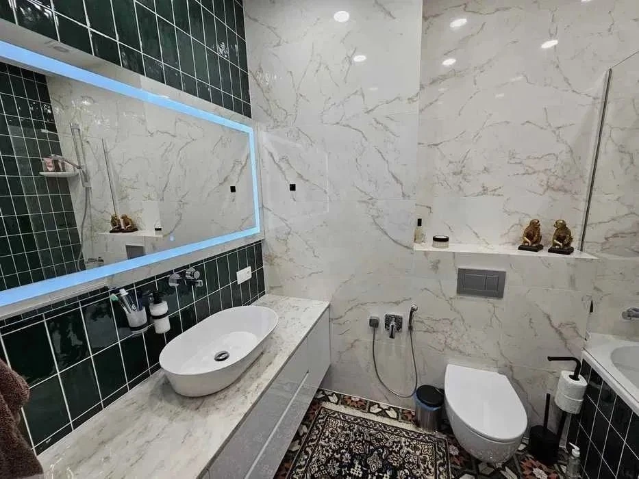 Продам 3-кімн. кв-ру із власною терасою ЖК Greenville на Печ