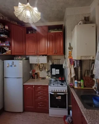 Продам 2х кімнатну з Автономним опаленням