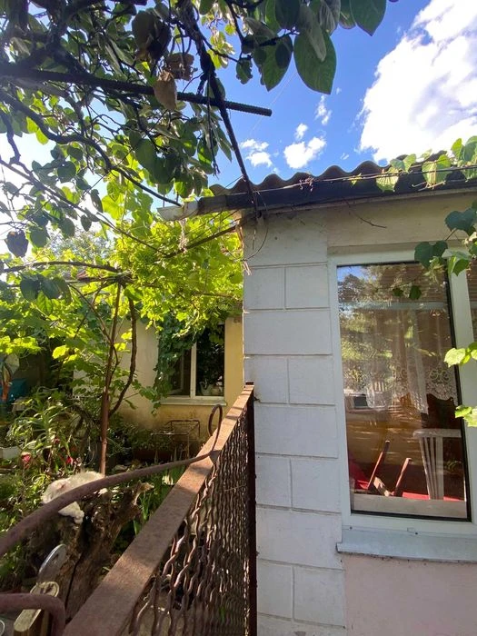 I will sell a house in the Kyiv district near the sea