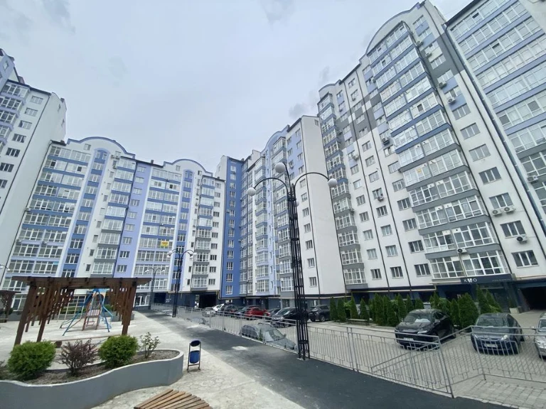 Продається 3к. квартира вулиця Височана ЖК Містечко Централь