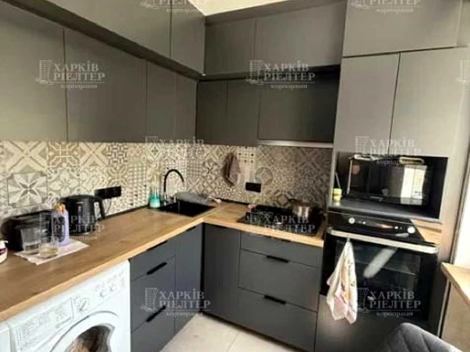 Apartment. Kharkiv, Heroiv Kharkova Ave. (Moskovskiy)