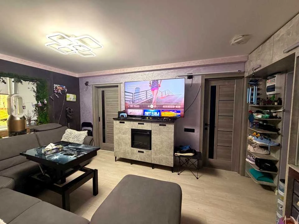 Apartment. Kyiv, Romana Ratushnogo St. (Volgogradskaya)
