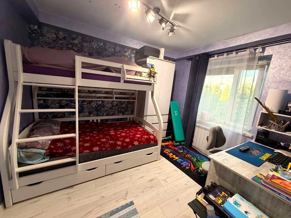 Apartment. Kyiv, Romana Ratushnogo St. (Volgogradskaya)
