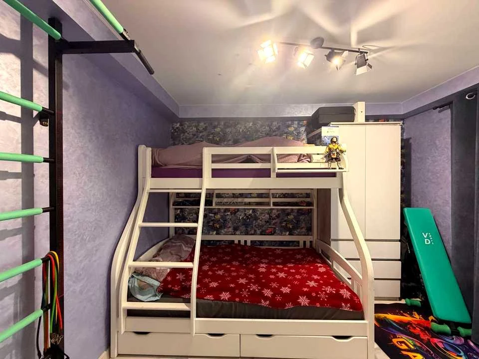 Apartment. Kyiv, Romana Ratushnogo St. (Volgogradskaya)