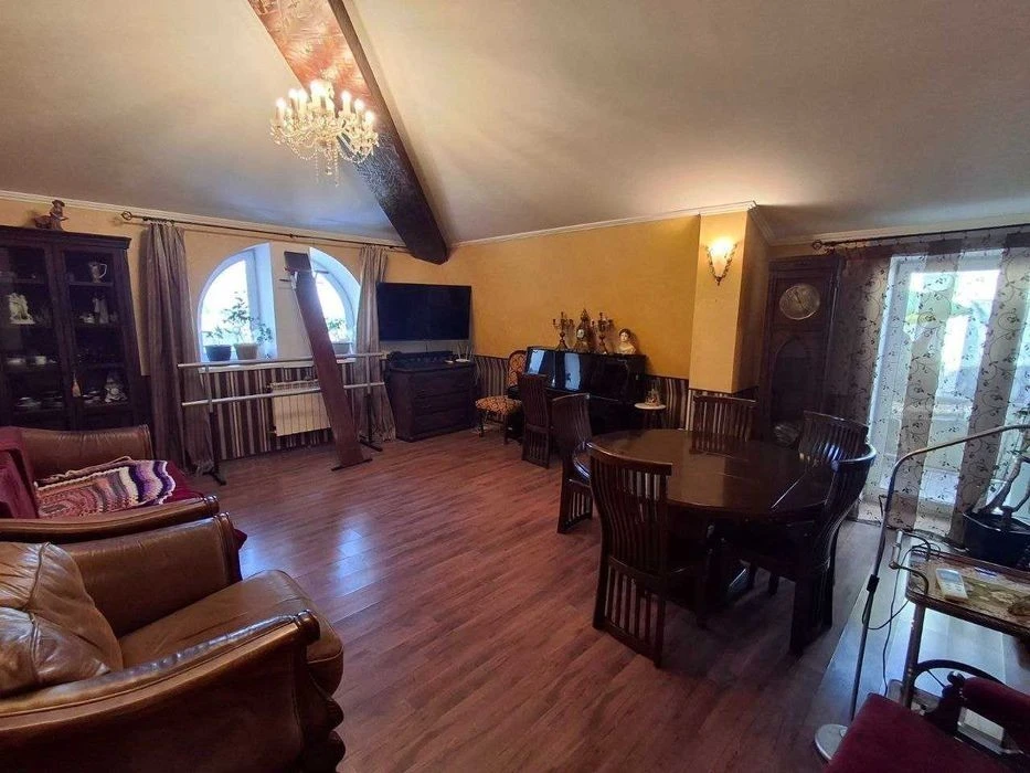 Продаж 5к квартири 130 кв. м, Волоська вул. 50/38, Поділ, По