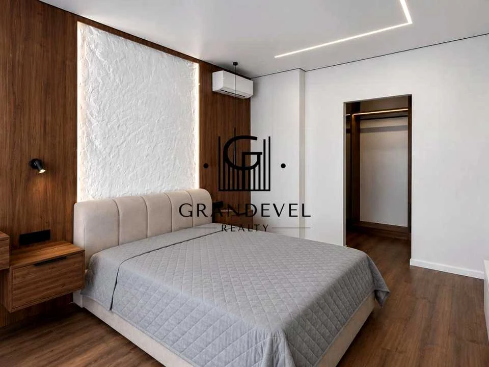 Apartment. Kyiv, Berkovetska St.