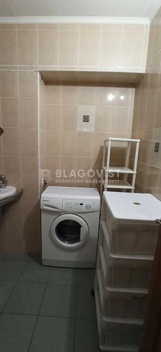 Urgent sale 3k Dacha 53 3 bedrooms