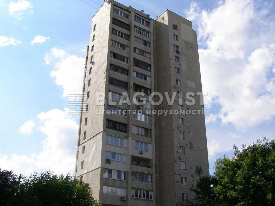 Urgent sale 3k Dacha 53 3 bedrooms